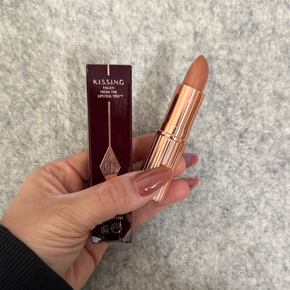 Charlotte Tilbury K.I.S.S.I.N.G Lipstick - Yes Honey